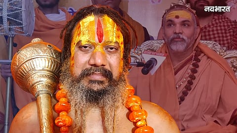 paramhans acharya ultimatum to avimukteshwaranand ayodhya entry ban yogi support