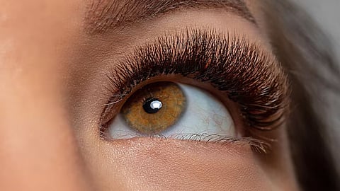 Natural Remedies For Long And Strong Eyelashes