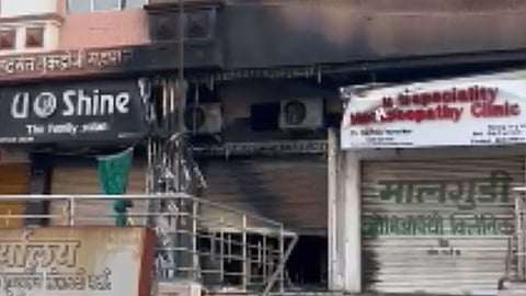 Violent clash erupts in Nagpur's Nandanvan over a trivial dispute. Cafe set on fire, leading to communal tension. CP Ravinder Singal and heavy police force deployed.