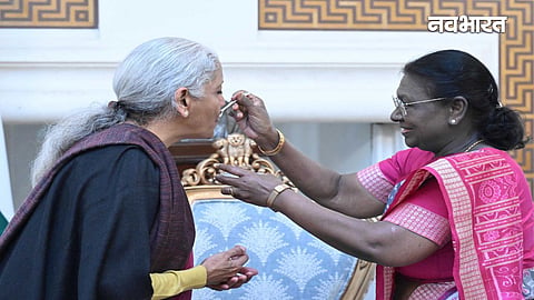 nirmala sitharaman and droupadi murmu