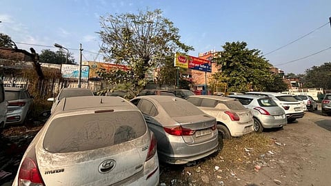 Abandoned vehicles to be removed from Sambhaji Nagar's streets; a major step by the municipal corporation and police towards improving traffic.