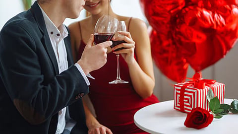 Latest Date Night Trends For Couples