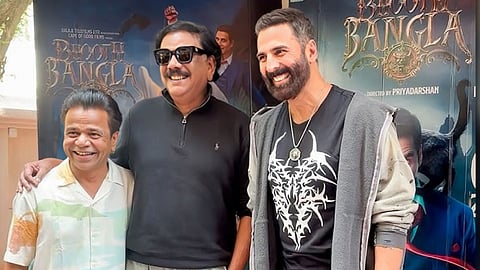 akshay kumar priyadarshan bhoot bangla rajpal yadav shirt story