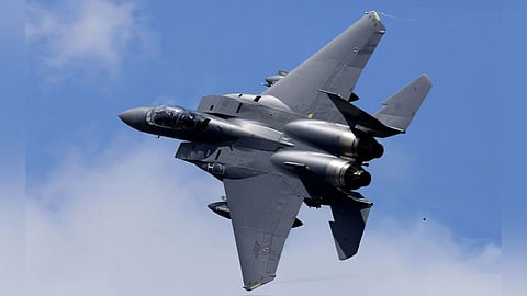 Major Iranian Attack Near Hormuz Island; Claims of Shooting Down F-15 Fighter Jet—US-Israel Tensions Escalate
