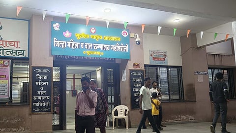 An 11-month-old girl died at Gadchiroli District Women & Child Hospital, leading to allegations of medical negligence. Police intervened as tension rose among grieving relatives.