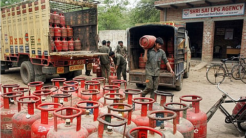 Gas Black Marketing Nagpur Police
