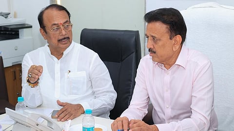 Kalu Dam Project Thane Girish Mahajan review meeting water crisis solution