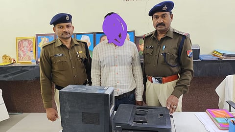 Operation Uplabdha, RPF Nagpur, Railway Ticket, Black Marketing, Gondia, SECR, Illegal Tickets, Arrest, E-Tickets, Railway Act 143, Helpline 139, Bilaspur, Mobile Seizure, Investigation, Travel Safety, Fraud, IRCTC, SECR Nagpur, Security Force, Raid.