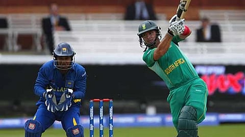 युवराज सिंह नहीं इस खिलाड़ी ने सबसे पहले लगाए 6 गेंदों में 6 छक्के, जानिए लिस्ट में और कौन है शामिल
