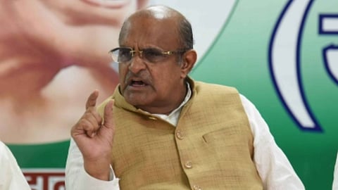 KC tyagi Resigns
