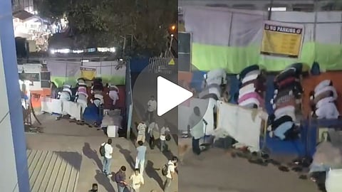 Malad Railway Station Namaz Video