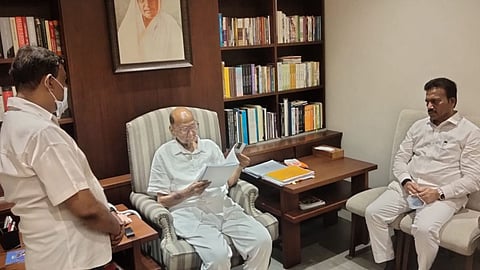 Shivkumar Mali Meets Sharad Pawar