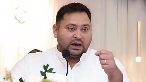 Shinde model in Bihar... Nitish Kumar hijacked by BJP, Tejashwi Yadav attacks BJP