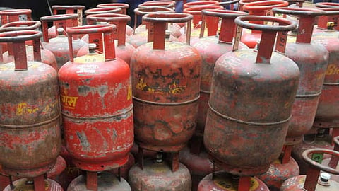 Impact of Middle East Tensions: Sambhajinagar Industries Hit by Gas Crisis; Several Factories Shut Down