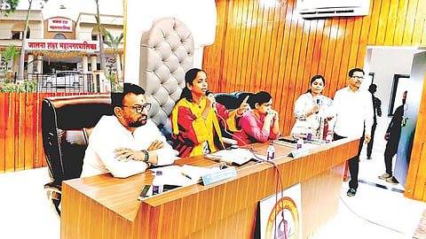 Uproar at Jalna Municipal Corporation Meeting: Political Row Over Naming of Assembly Hall; 7 Proposals Approved