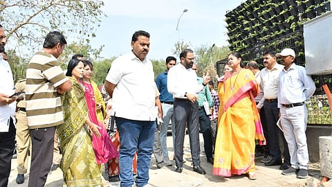 Nagpur Mayor Neeta Thackeray sets April 30 deadline for river and nullah cleaning. 7-hour inspection with Commissioner Dr. Vipin Itankar to prevent flooding.