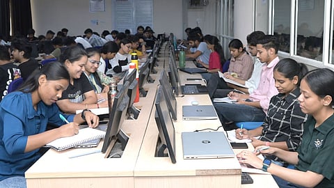 Nashik Student Group Demands Practical Exams for Email and Blog Writing in Language Subjects
