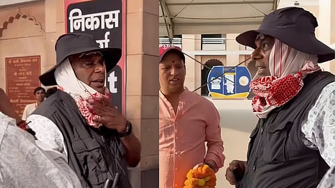 Ashish Vidyarthi Varanasi visit Kashi Vishwanath Temple darshan Deena Chaat Bhandar Varanasi