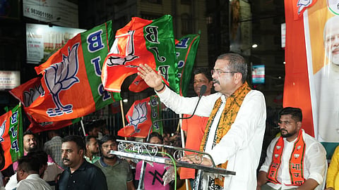 'Be present in Bengal on May 4th...' — Dharmendra Pradhan delivers a scathing retort to Abhishek Banerjee's challenge.