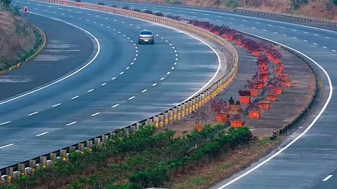 UP News: The State to Gain New Momentum; PM Narendra Modi to Inaugurate the Ganga Expressway on April 29