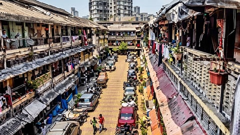 prabhadevi-haji-noorani-building-eviction-mmrda-connector-row