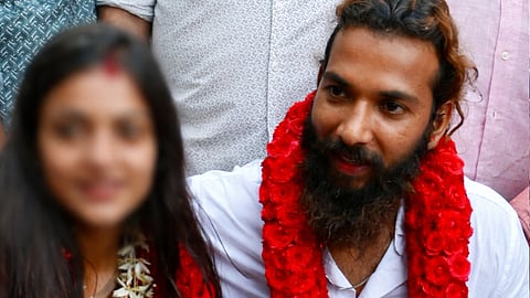 Monalisa Bhonsle Mohammad Farman Prayagraj Kumbh Case Kerala High Court Pocso Act