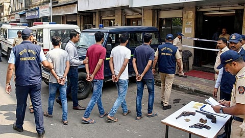Mumbai Crime Branch Seized Illegal Arms