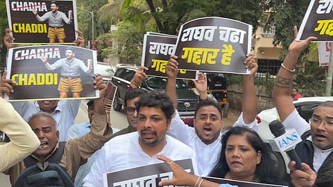 Raghav Chadha Mumbai Protest