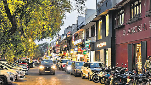 Delhi High Court exempts Khan Market restaurants with under 50 capacity from fire NOC requirement.