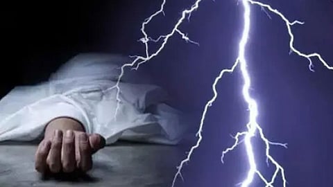 unseasonal rain lightning death farmer nine cows dead rahata ahmednagar