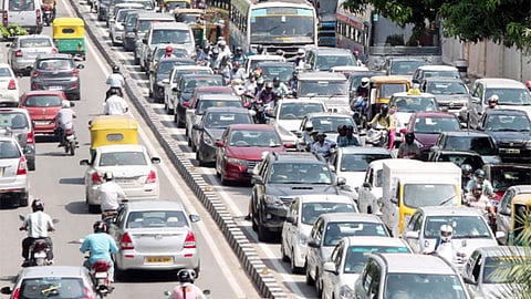 Relief for Traffic Amidst Scorching Heat: 'Red Blinker Mode' Implemented at 31 Nagpur Intersections; System Revised for Afternoon Hours