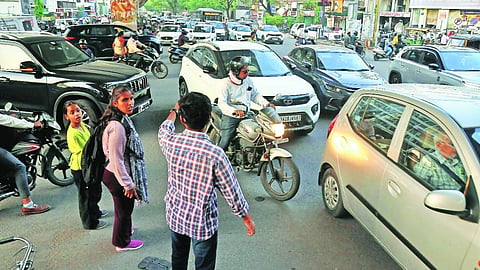 Nagpur: Dhantoli Encroachment Case—Court Asks: Was Action Taken, or Was It Merely on Paper? Seeks Full Account from Municipal Corporation.