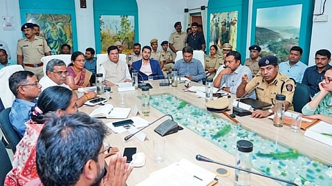 Nagpur: Strict Measures Amid Rising Tiger Attacks in Ramtek-Pench — Directives Issued to Erect Security Fences and Establish 'Green Zones'