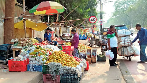 Uproar at the Municipal Corporation over Encroachments and Traffic Jams; Strict Action Announced via 'Mission 100 Days'—Public Representatives Also Warned