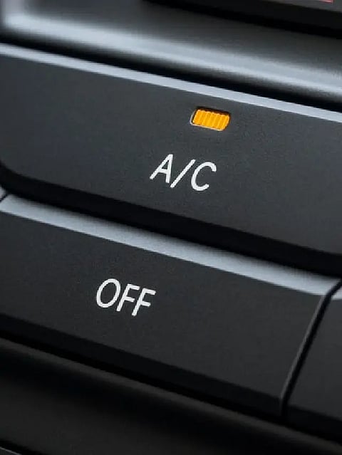 कार का AC जल्दी खराब कर देती हैं ये 5 गलतियां