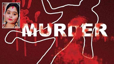 Sheetal Kumbhare (36) was brutally murdered by an unidentified attacker in WCL Colony Dhoptala, Rajura. Her 10-year-old daughter was asleep during the incident.