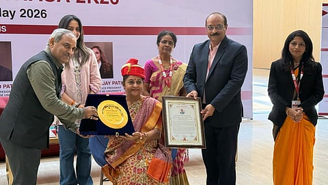 Dr. Rijuta Dubey Sushrutratna Award