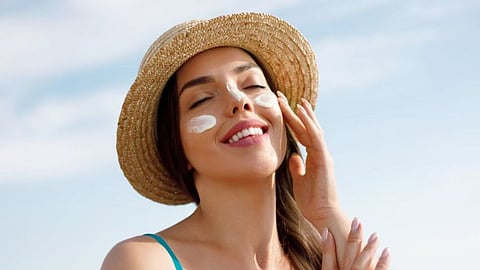 What is sunscreen and why it is important in skincare, all about sunscreen.