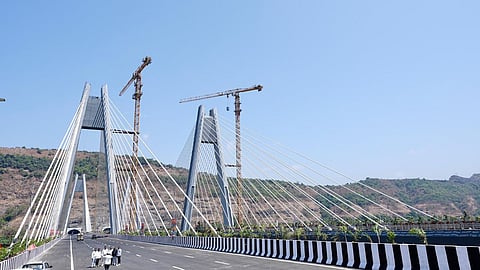 Selfies Ban on Mumbai-Pune Expressway Missing Link