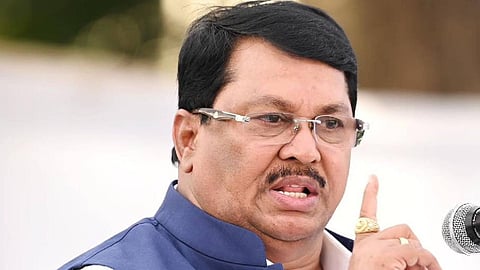 Congress leader Vijay Wadettiwar attacked the government, claiming petrol prices could hit 170 soon and predicting lockdown-like financial crises in the country.