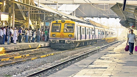 New Thane Railway Station Between Thane Mulund