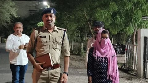 police-blunder-case-daughter-found-alive-father-jailed-in-fake-murder-case