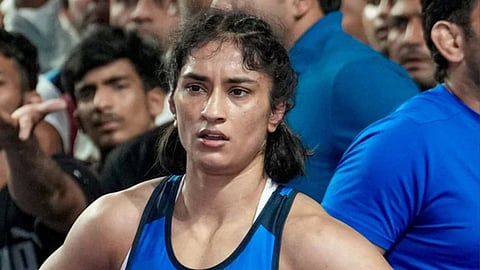 Vinesh Phogat suffers defeat in the semi-finals, unable to overcome Meenakshi; her dream of competing in the Asian Games is shattered.