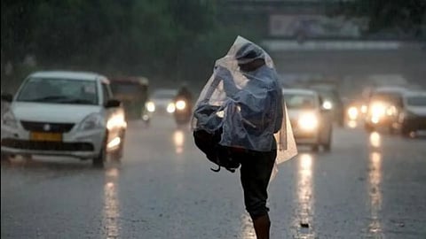 Rain accompanied by strong storms lashes North India; Meteorological Department issues alert—find out the situation in your state.