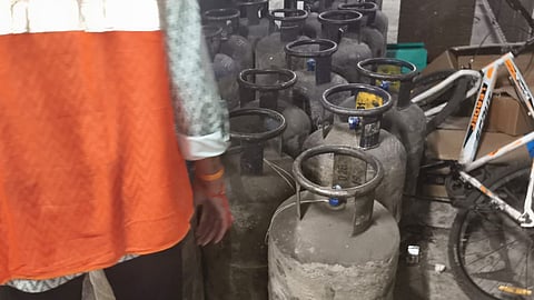 Indore Illegal Gas Cylinder