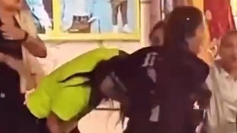 Jabalpur Girls Fight