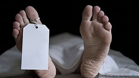 Tragic Accident on Mumbai-Agra Highway: Youth Dies in Pickup-Bike Collision in Nashik; Questions Raised Over Illegal Parking