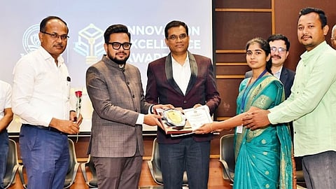 Sambhajinagar: Mahavitaran's Special Program — 41 Employees Awarded 'Outstanding Technical Personnel' Honors on Maharashtra Day