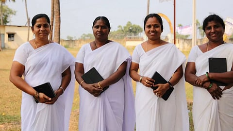 Gujarat has announced recruitment for 1948 Female Health Worker posts, and candidates can apply till May 20.