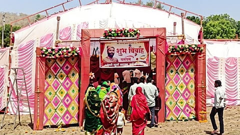A Unique Initiative This Summer: Sprinkler Mandap at a Wedding in Ambali Village, Yavatmal District—Guests Experience AC-like Coolness.